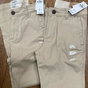 Abercrombie kids chinos NWT size 11/12 Slim Straight Pants. 2 pairs. Khaki.